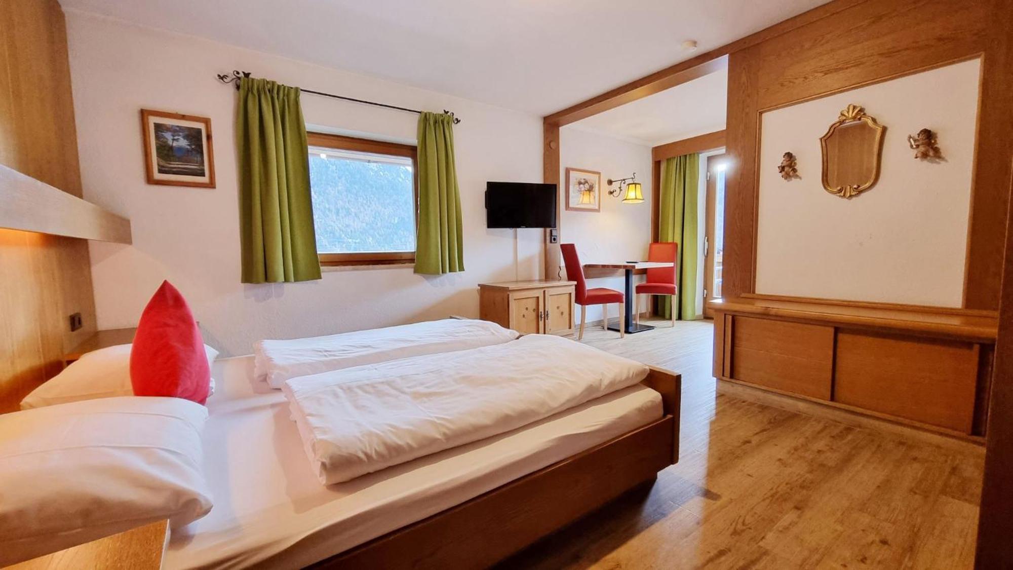 Ferienhaus Goldenes Landl Mittenwald Bagian luar foto